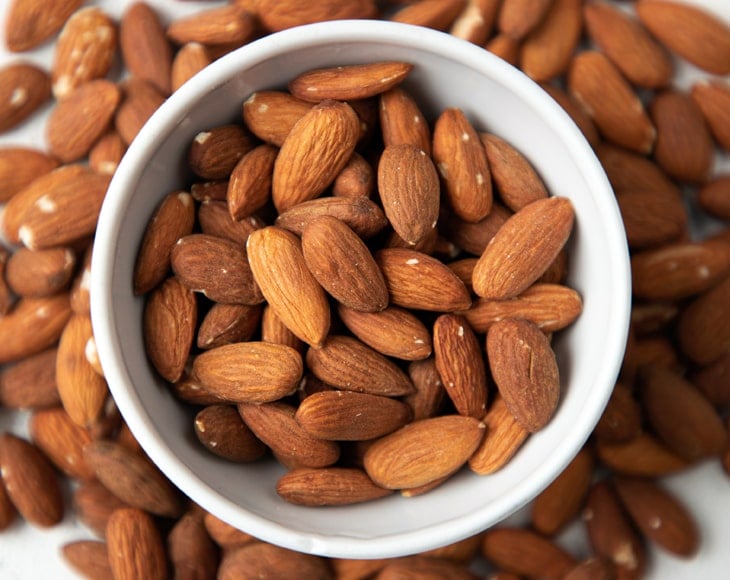 Organic Dry Roasted Almonds with Himalayan Salt - Image 4