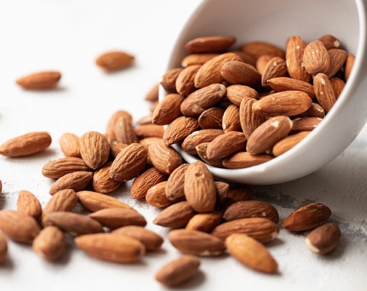 Organic Dry Roasted Almonds with Himalayan Salt - Image 2